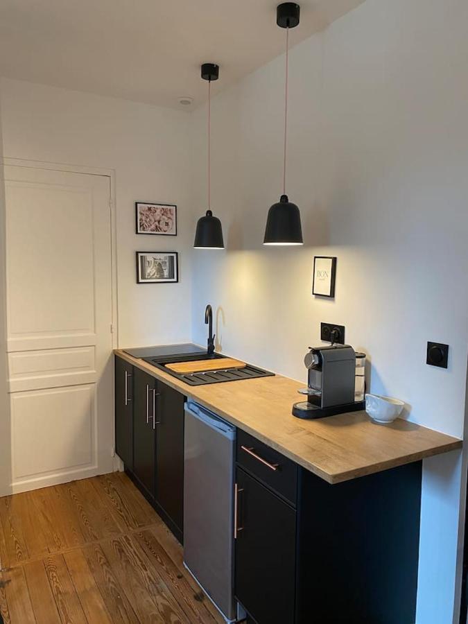 Le Manoir Des Lys Apartment Tilly-sur-Seulles Luaran gambar